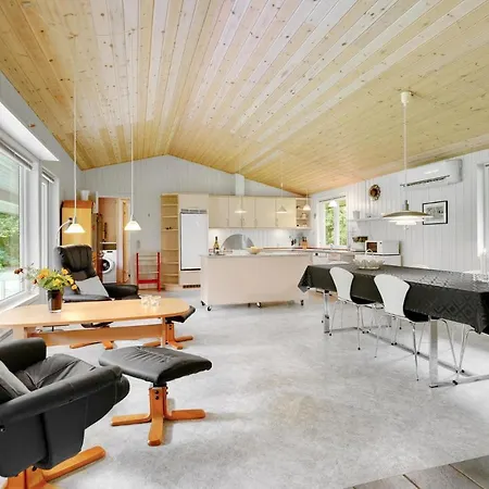 Holiday home Awesome In With Kitchen Ansager