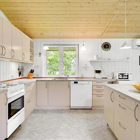 Awesome In With Kitchen