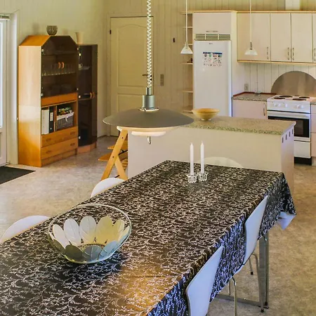 בית נופש Awesome In With Kitchen