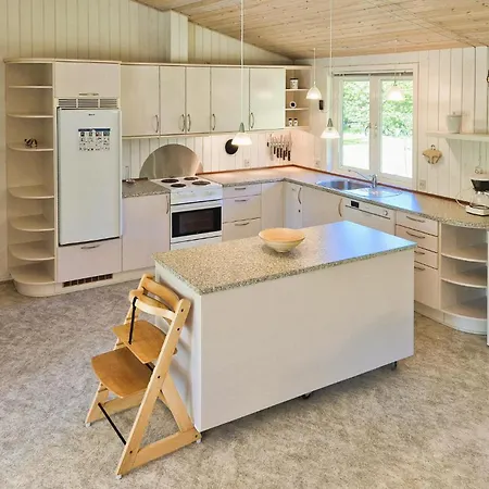 בית נופש Awesome In With Kitchen *