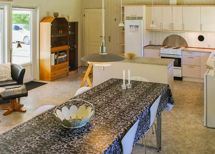 بيت للعطل Three-bedroom In