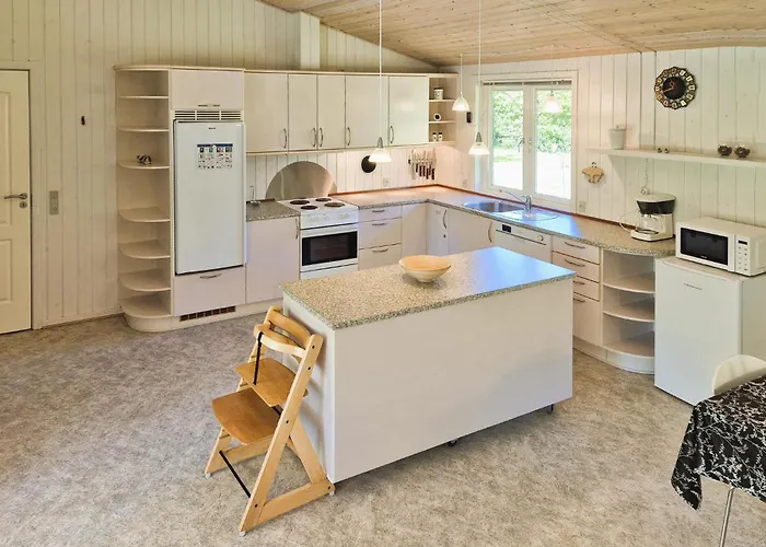 بيت للعطل Three-bedroom In *